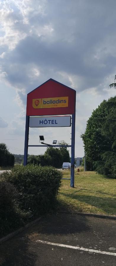 Initial By Balladins Sable Sur Sarthe Bagian luar foto